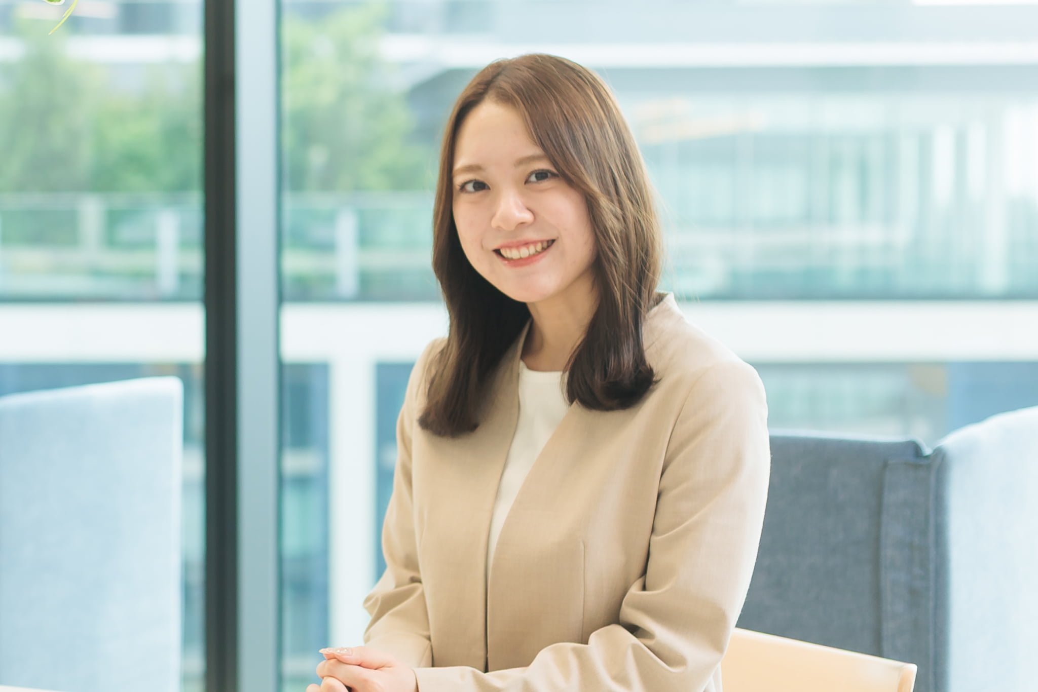 社員インタビューサムネイル画像